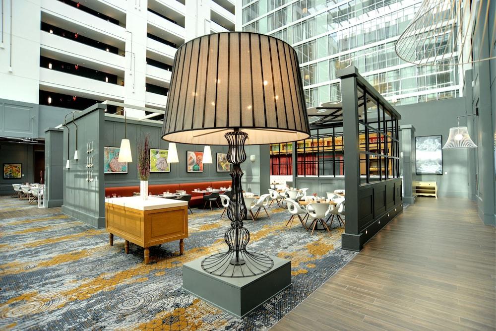 Hotel Hilton Downtown 4*