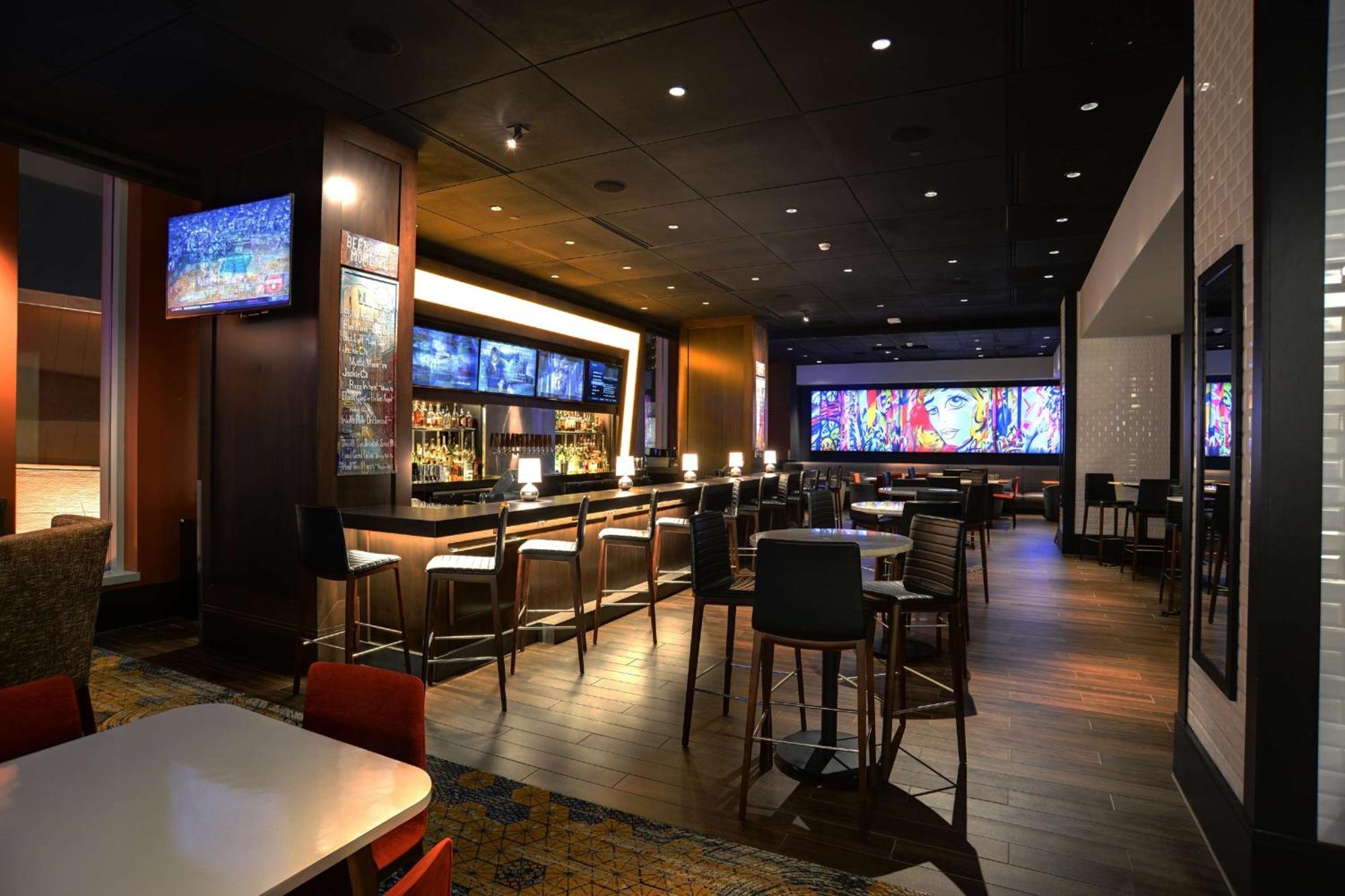 Hilton Downtown Hotel 4*