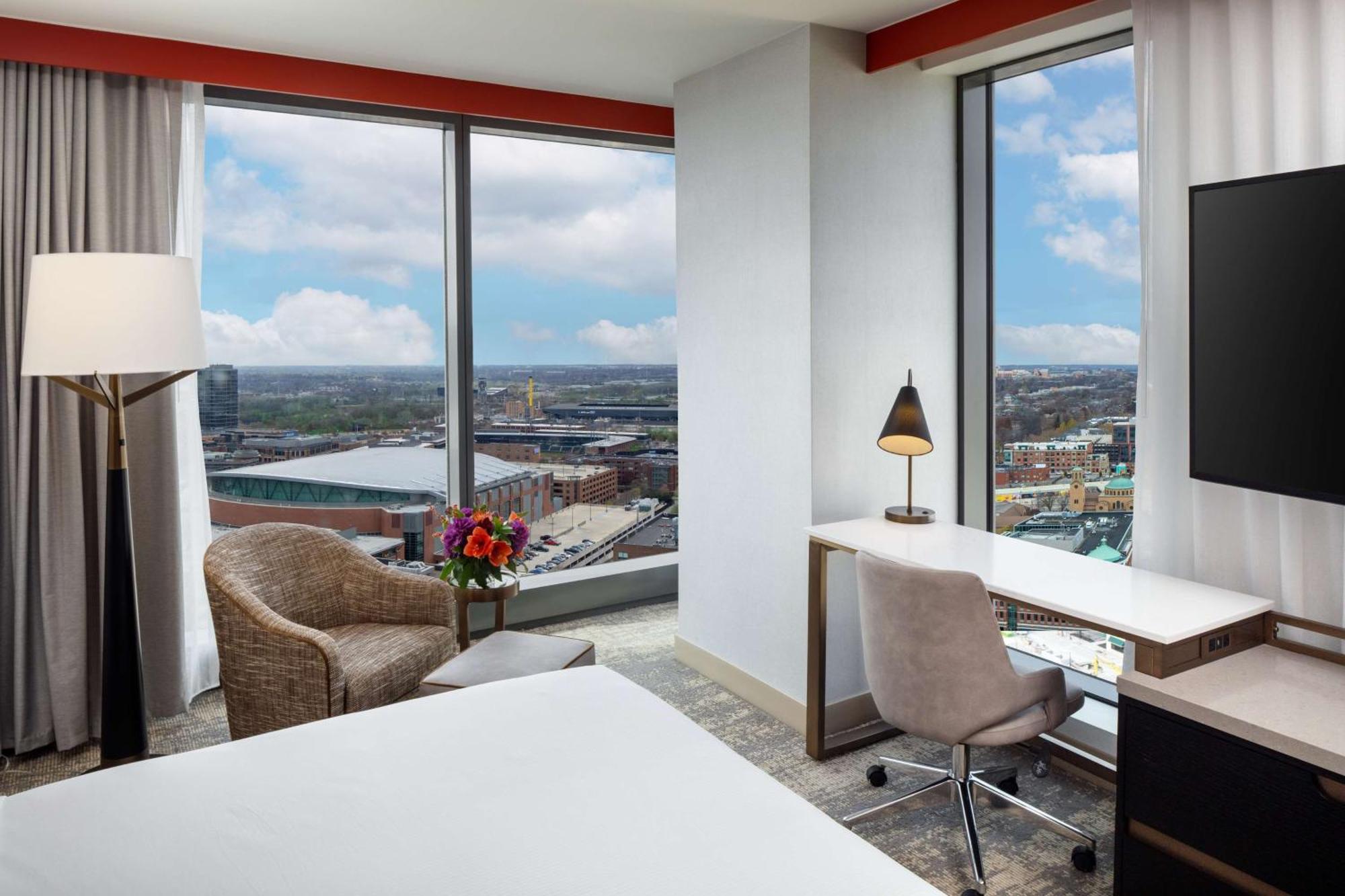 Hilton Downtown 4* Columbus
