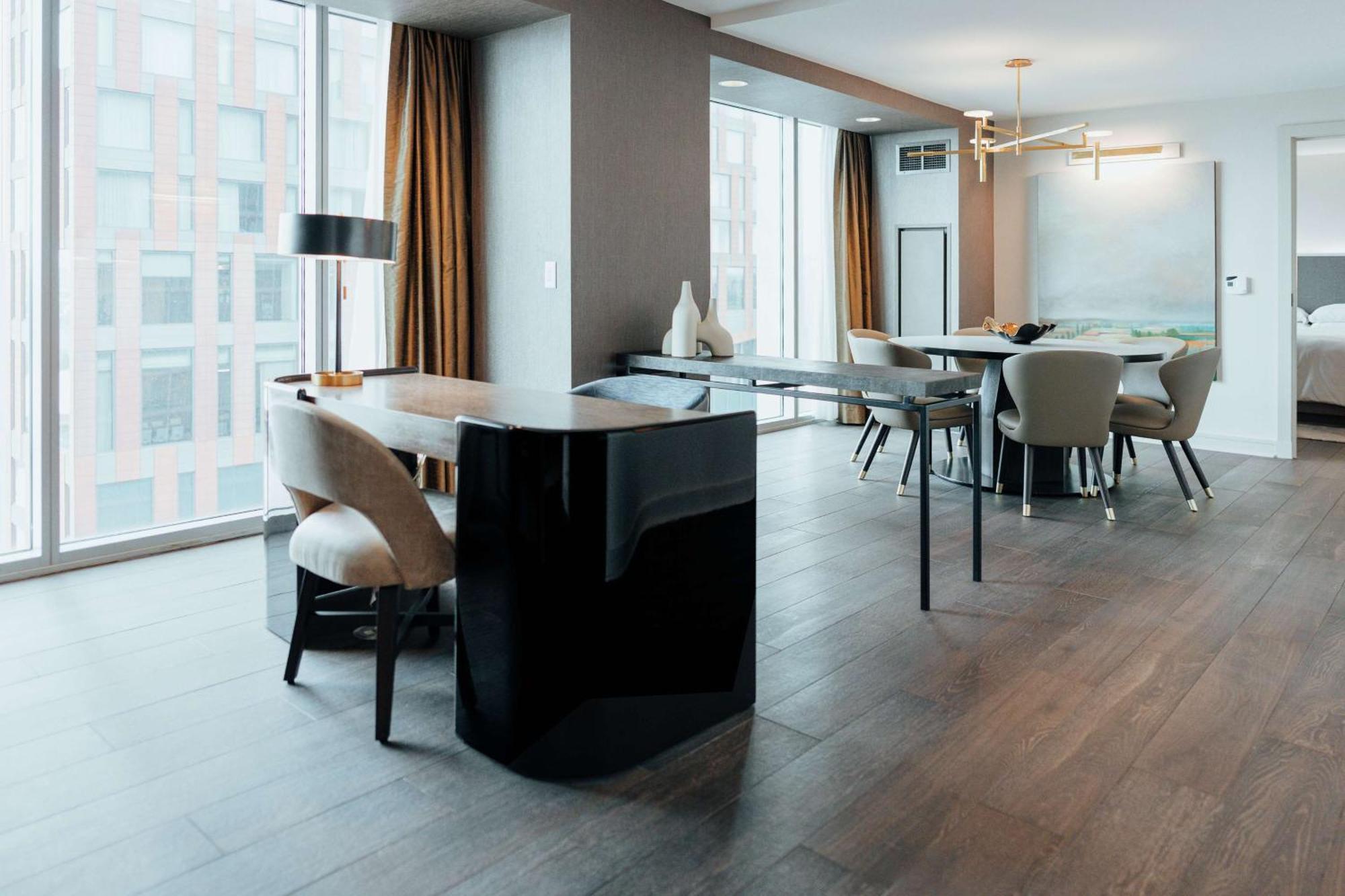 Hilton Downtown Hotel 4*