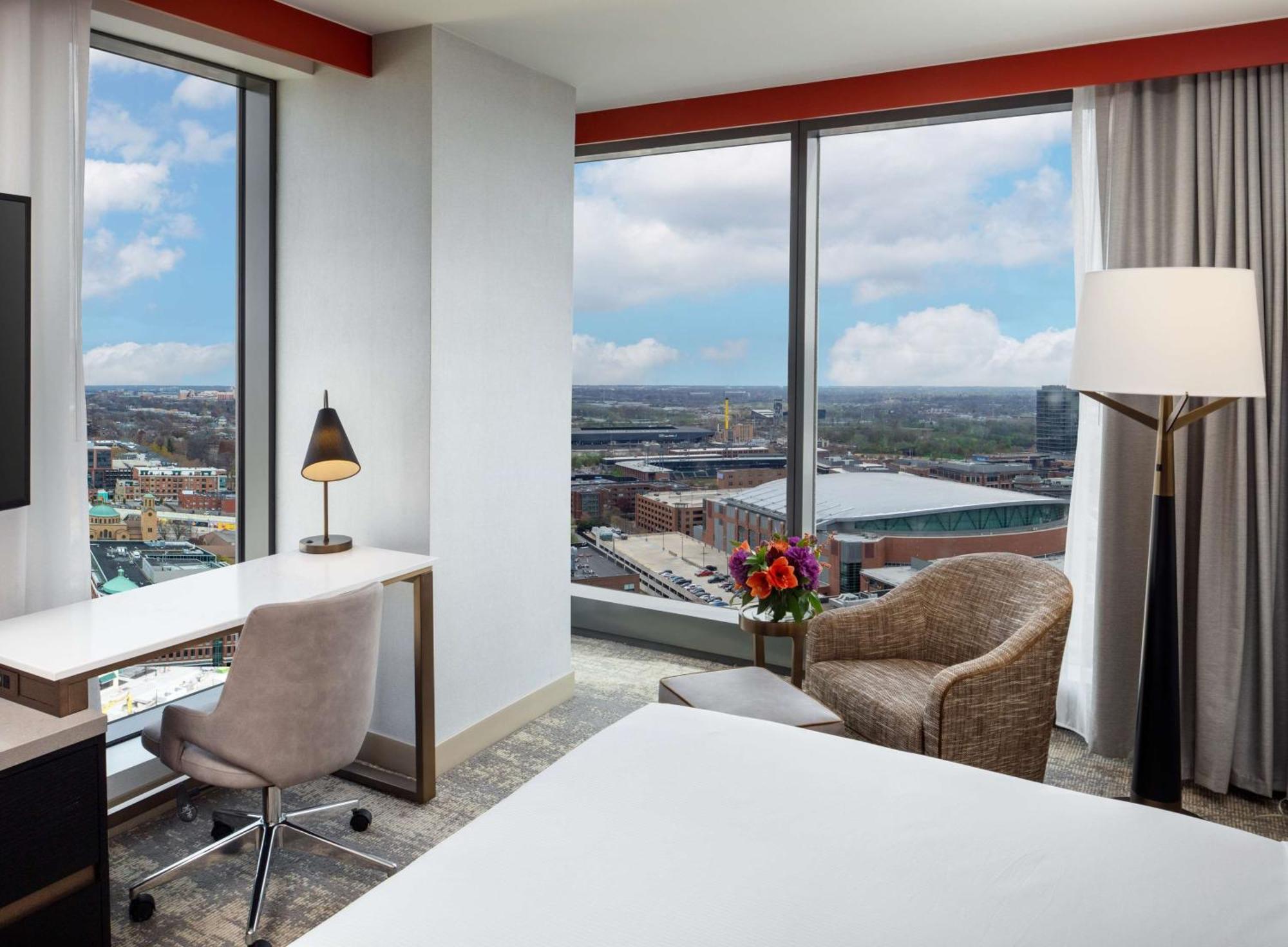 Hilton Downtown Hotel 4*