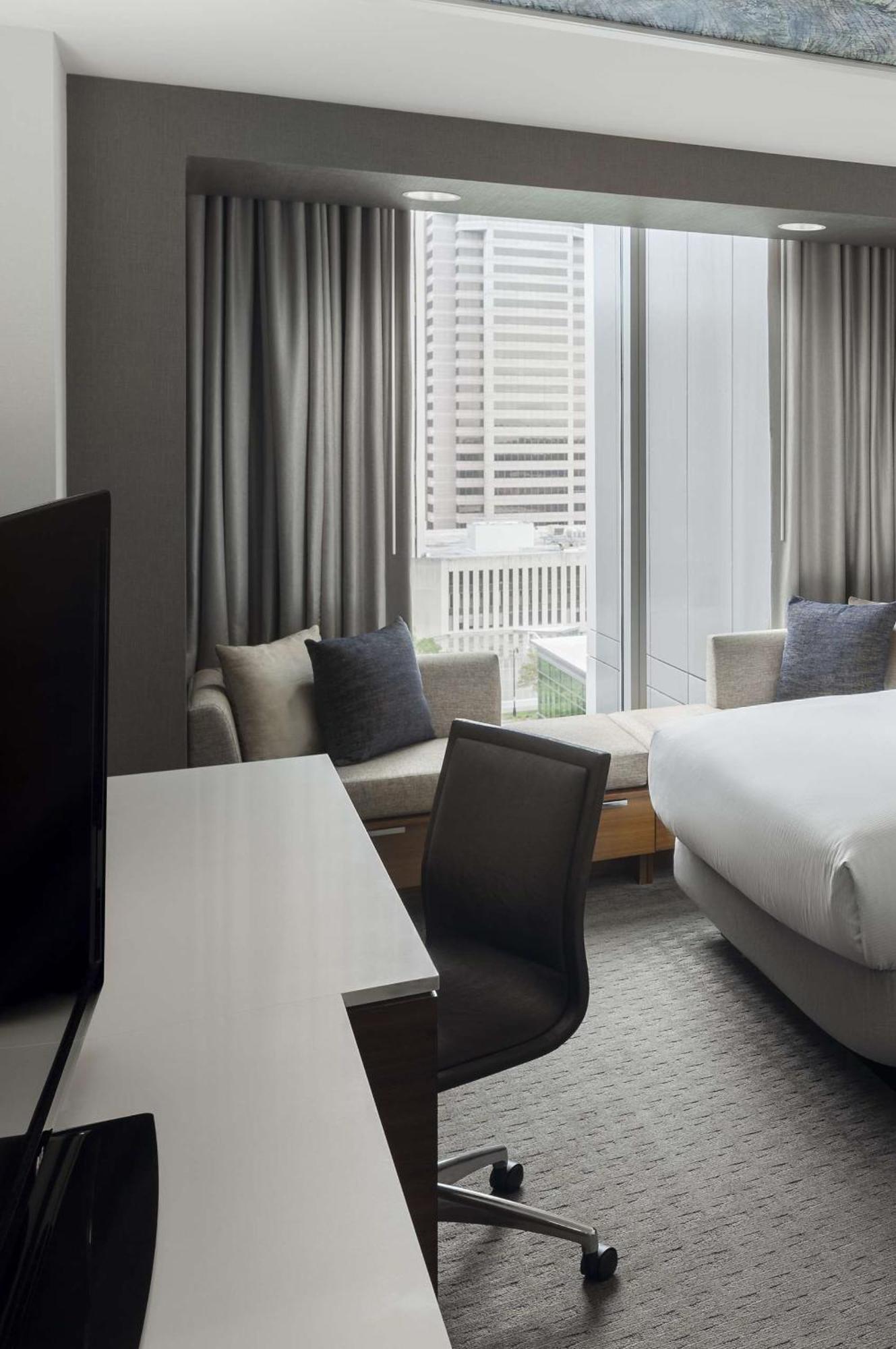 Hilton Downtown 4*